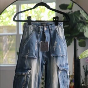 Balboa Women's Blue cargo Jeans